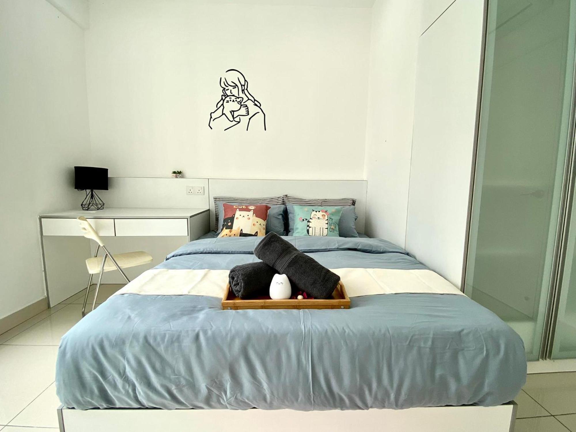 Mansion One Suite By Staycation Homestay George Town Esterno foto